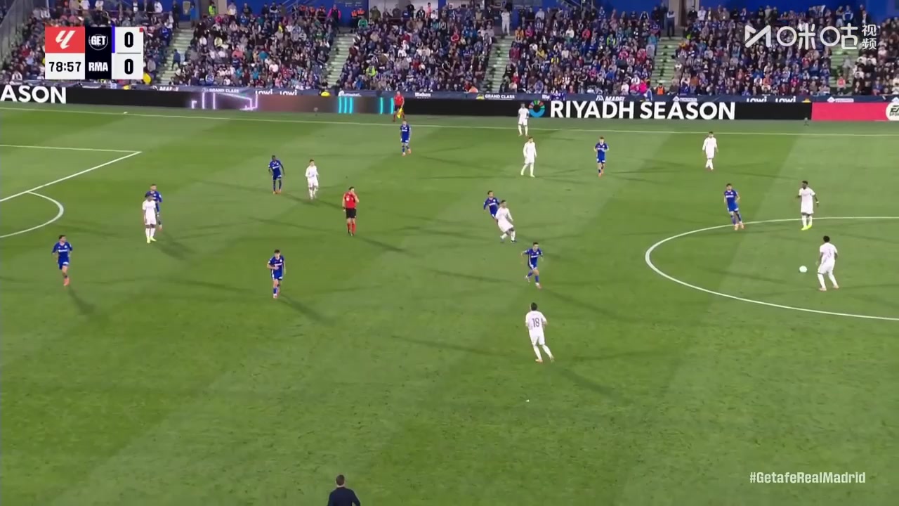 皇马取得领先姆巴佩转身抽射打破僵局居莱尔直塞送助攻